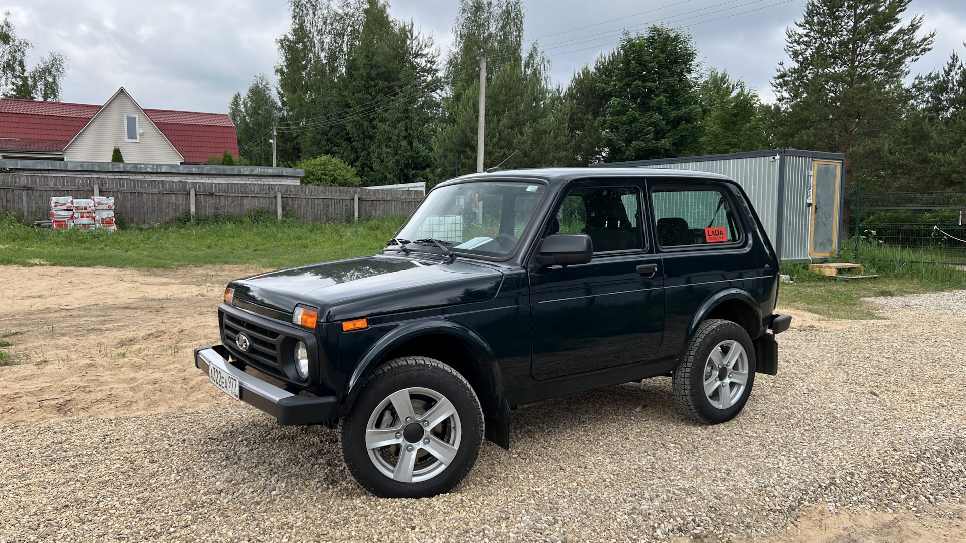 Lada 4x4 3D 1.7 бензиновый 2023 | Нива Легенд 2023 на DRIVE2