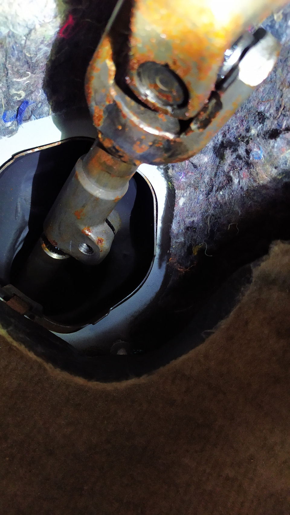 Стук в рулевой рейке. — Toyota Estima Hybrid, 2,4 л, 2008 года ...