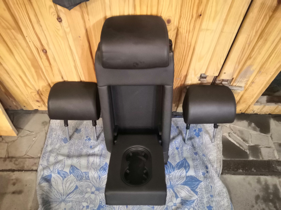 Комплект подголовников. на Volkswagen Touareg (2G). Б/у | 6 000 ₽ в ...