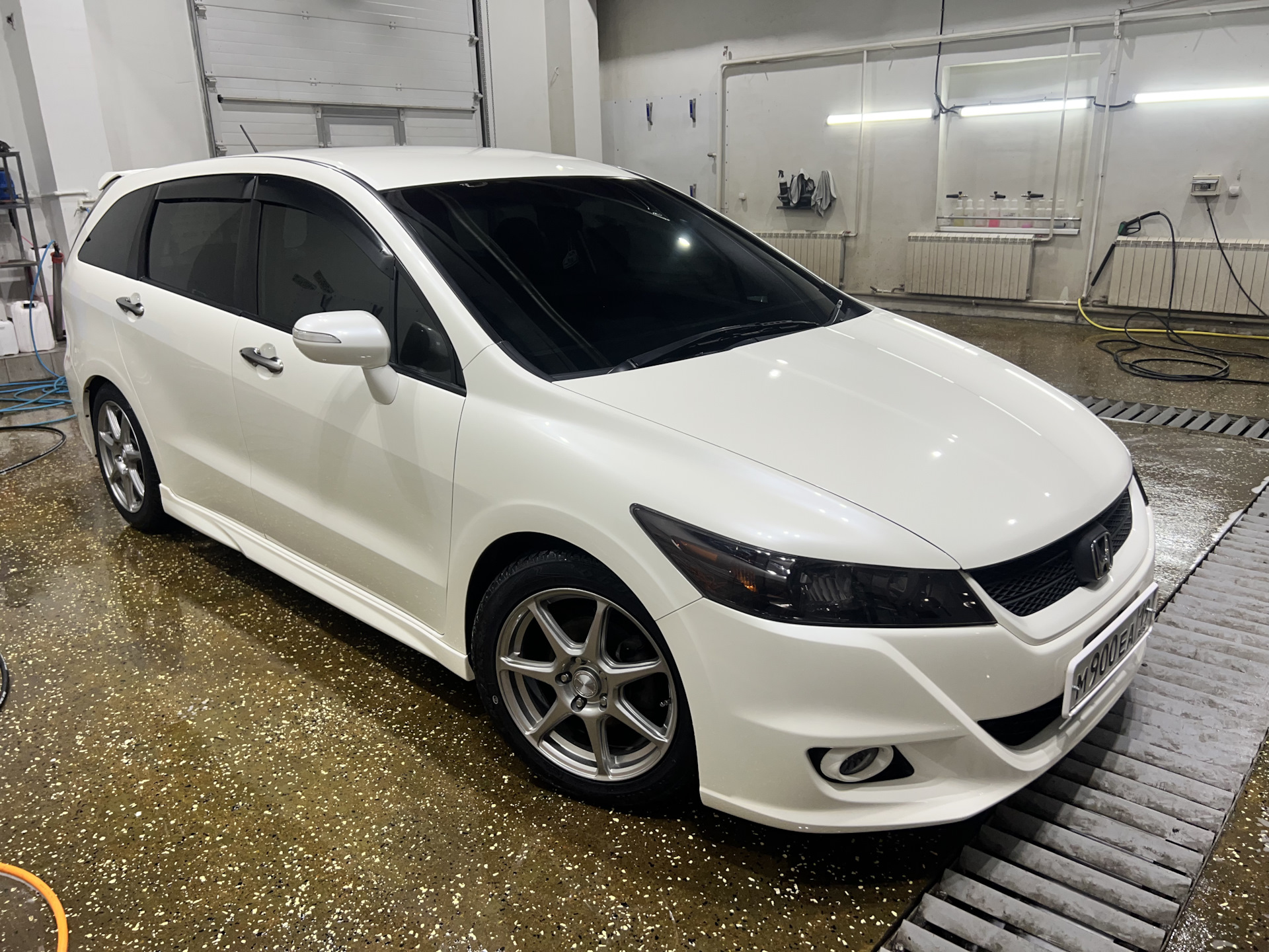 Продам 1,5 — Honda Stream (RN6-9), 1,8 л, 2011 года | наблюдение | DRIVE2