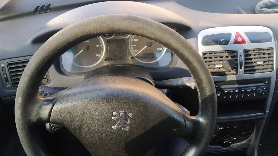 Перетяжка руля — Peugeot 307, 2 л, 2004 года | своими руками | DRIVE2