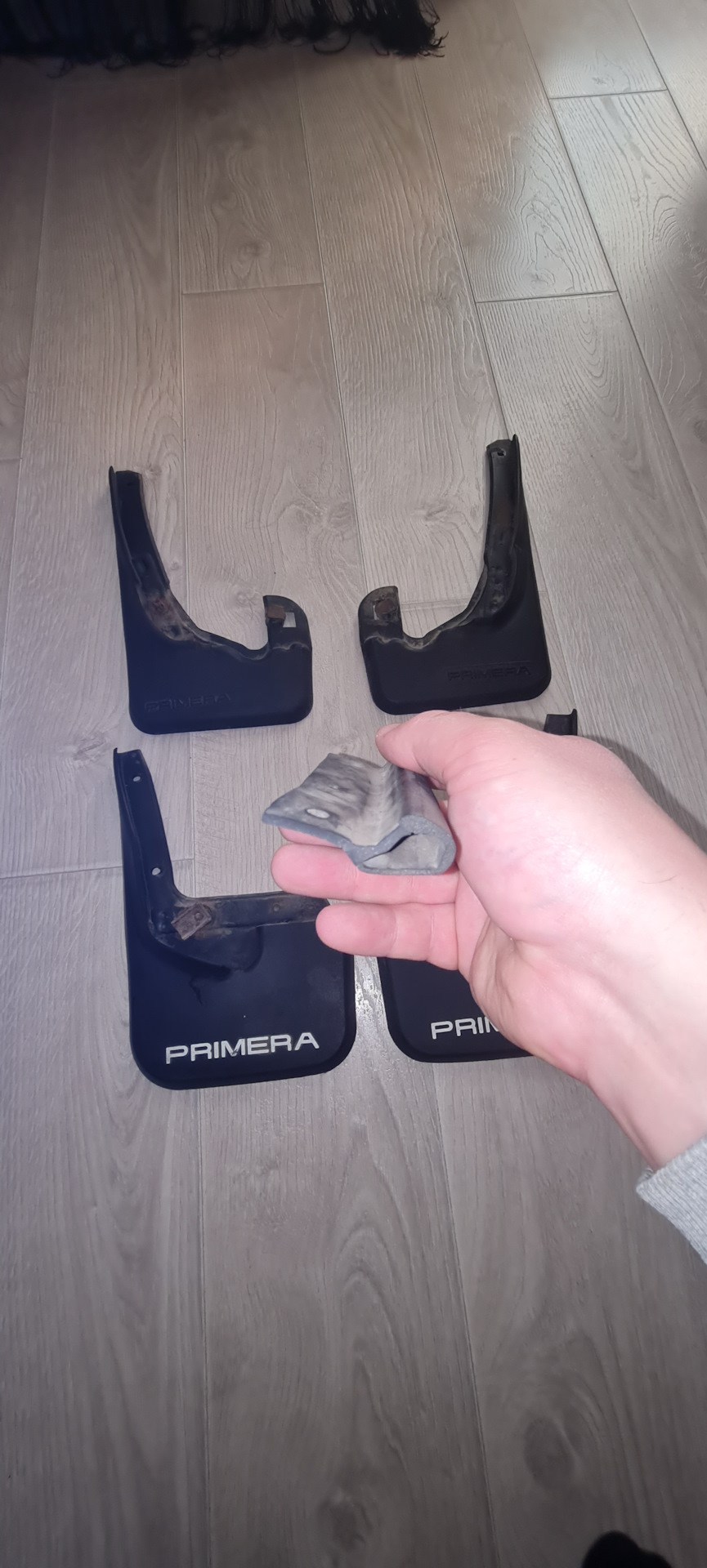 Брызговики Р10 — Nissan Primera (P10), 2 л, 1995 года | аксессуары | DRIVE2