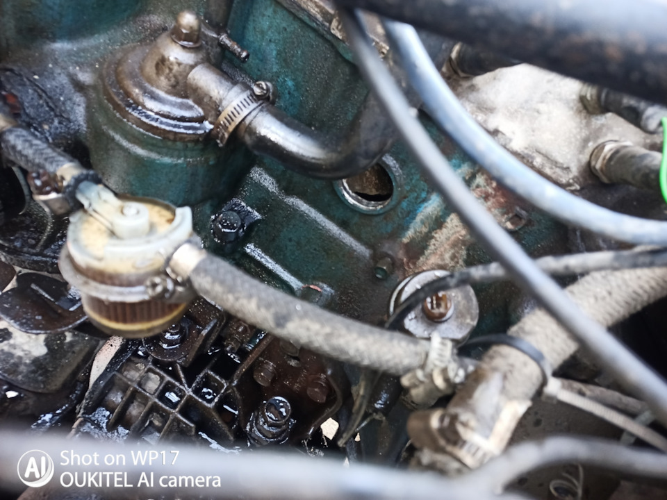 Размолотило поршень и гильзу в третьем цилиндре — Lada 4x4 3D, 1,6 л ...