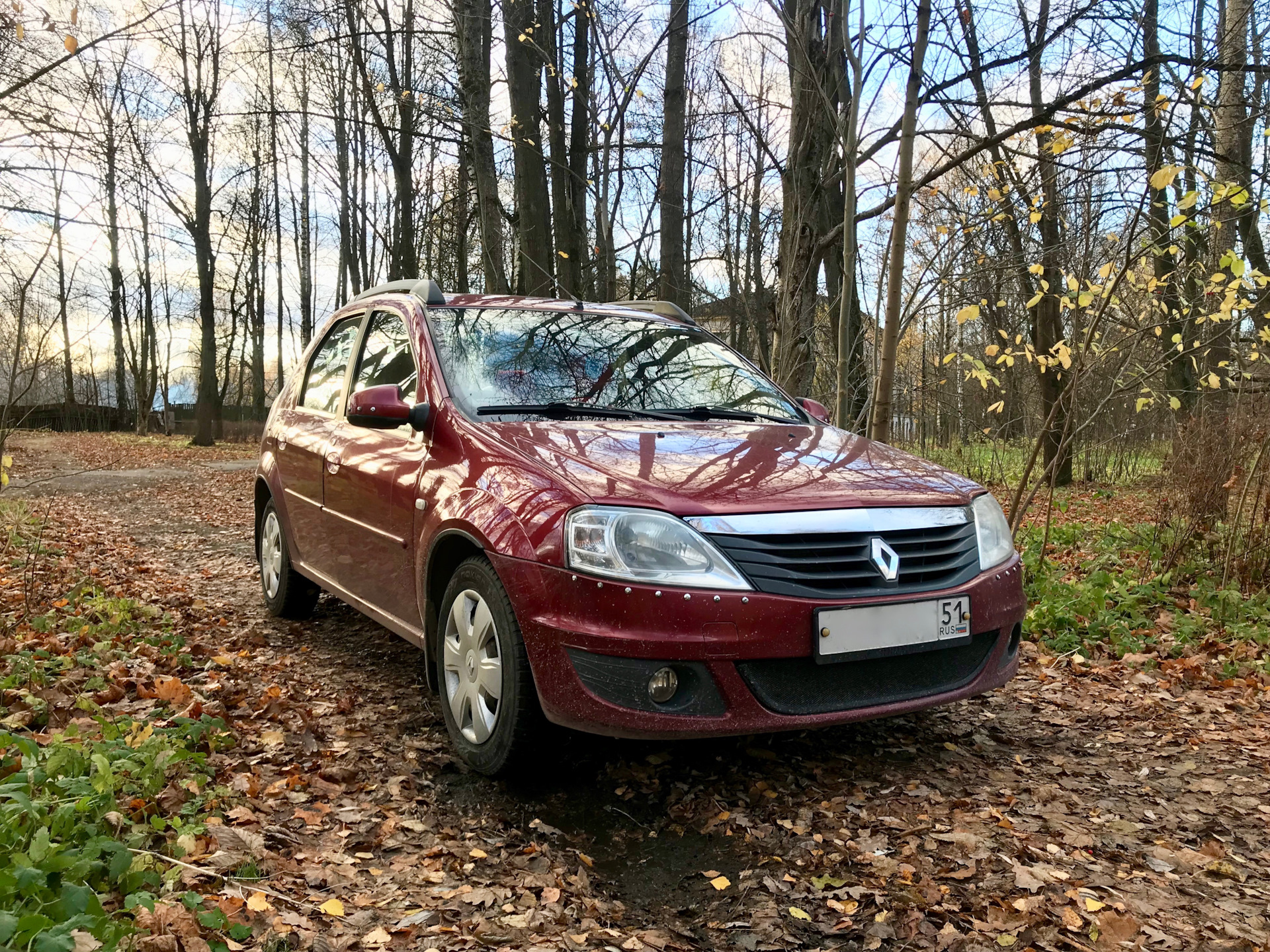 Рено логан 2010. Renault Logan 2010.