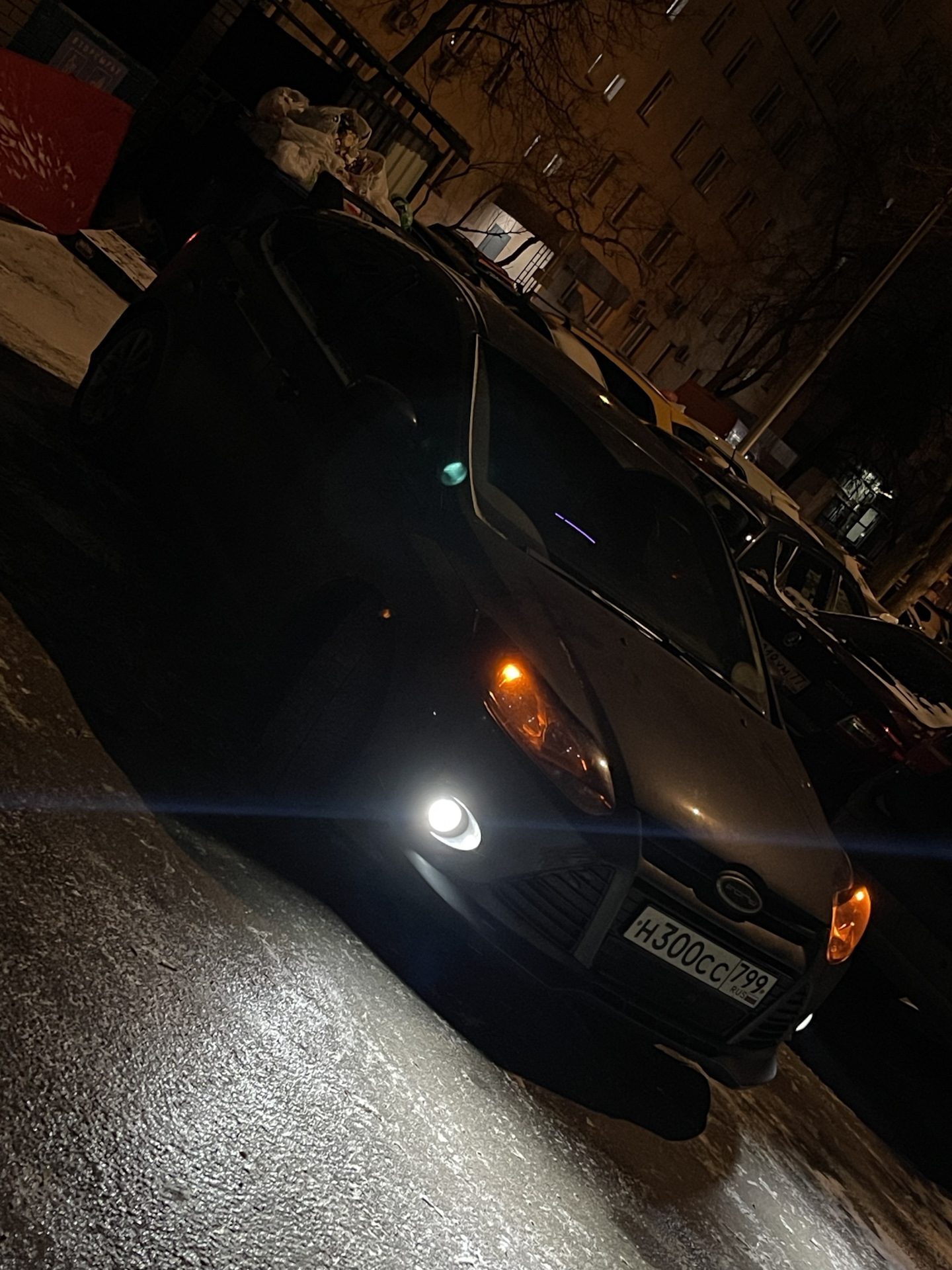 Ford Focus Hatchback III 2 2013 ford-focus-hatchback-iii-2-2013
