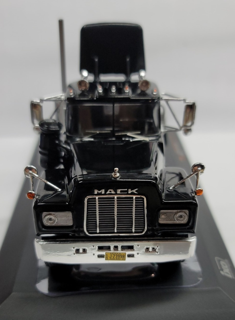 Mack R-Series — 1966.IXO 1:43 — Сообщество «Масштабные Модели» на DRIVE2