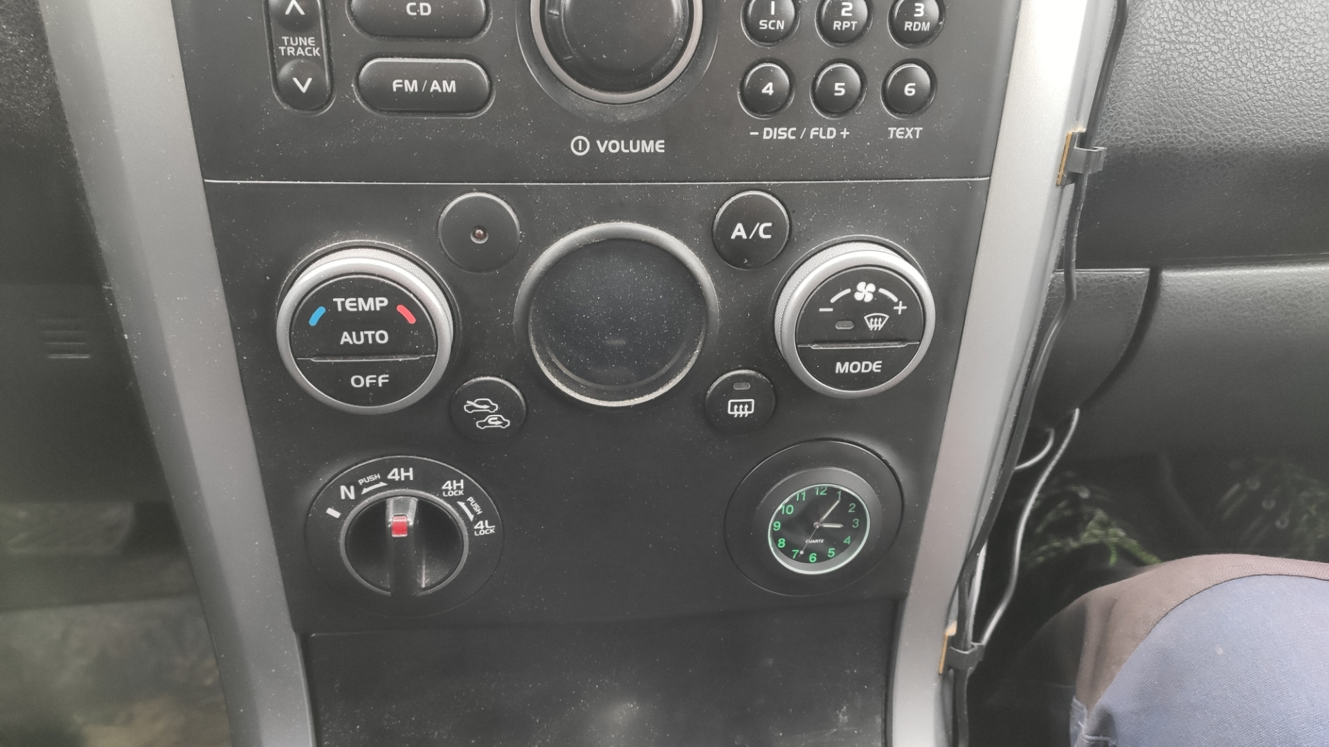 Кварц в заглушку ESP — Suzuki Grand Vitara (2G), 2 л, 2011 года