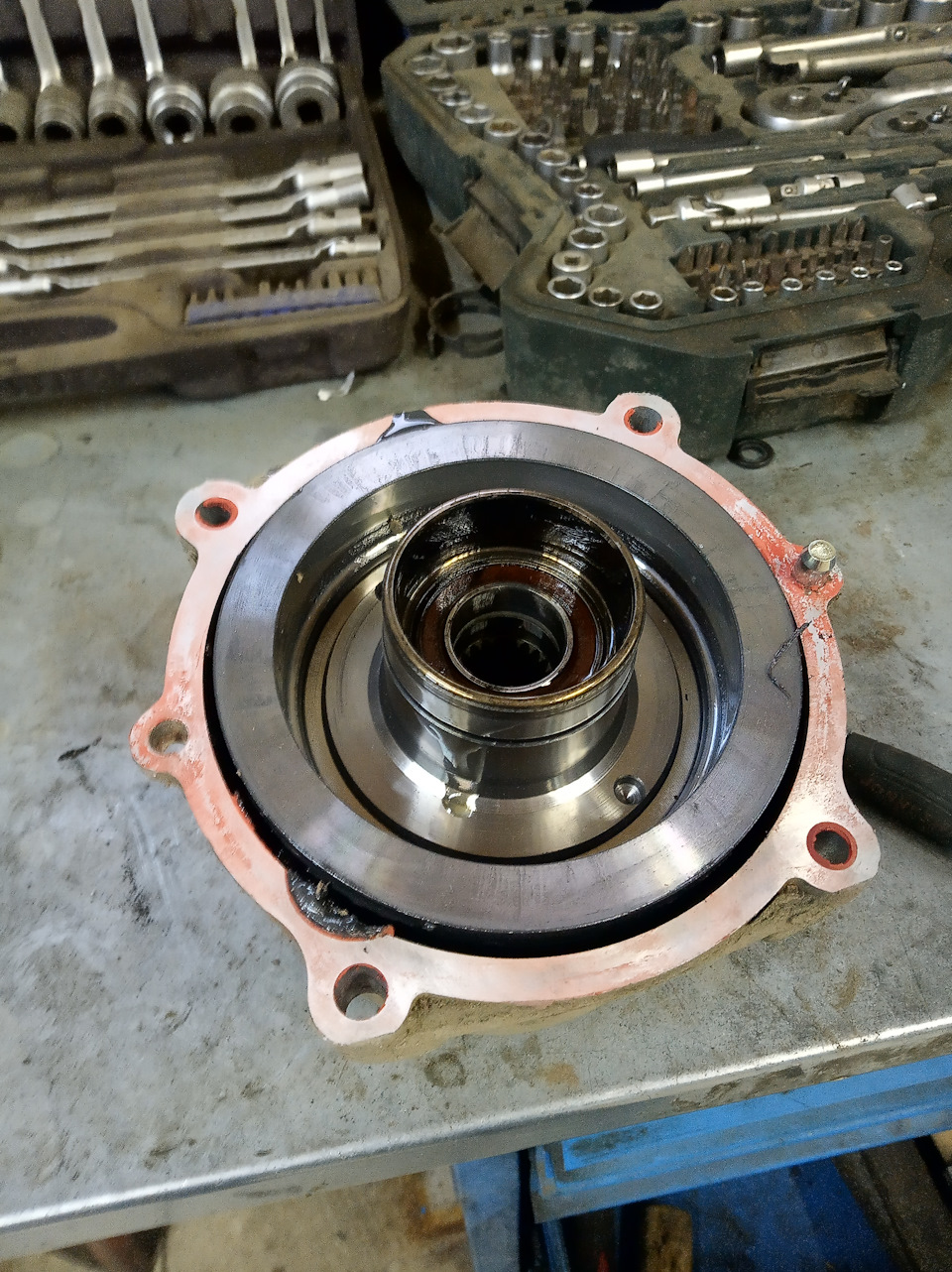 Тут: не ждано у меня, появился "звук троллейбуса" — ОпЛя! — Toyota RAV4 ...