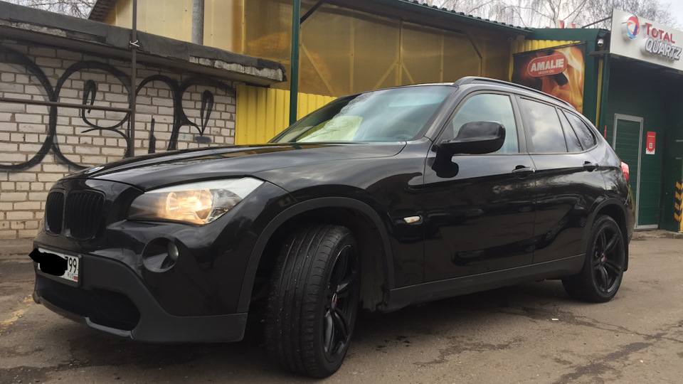 BMW x1 темный графит колеса