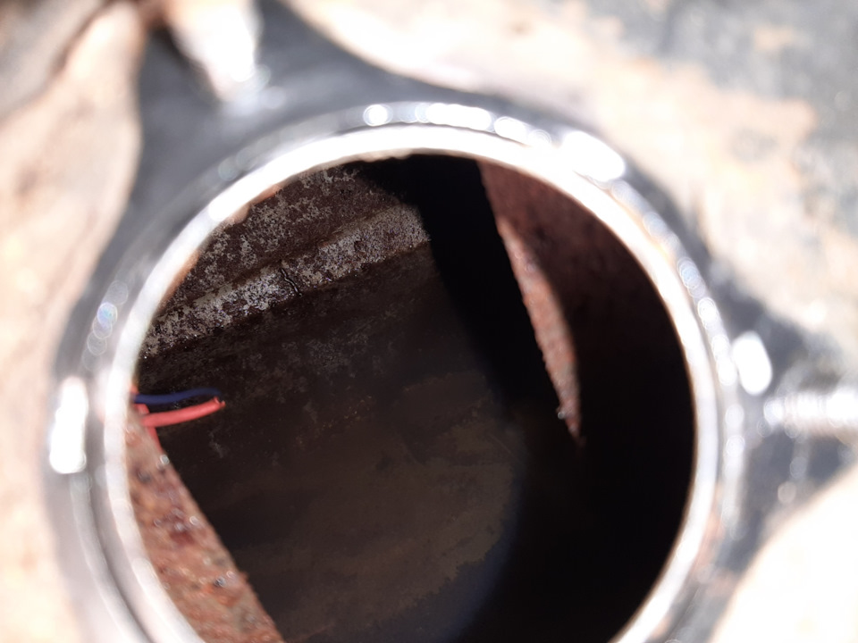 Полез смотреть датчик уровня топлива — Mitsubishi Pajero Junior, 1,1 л ...