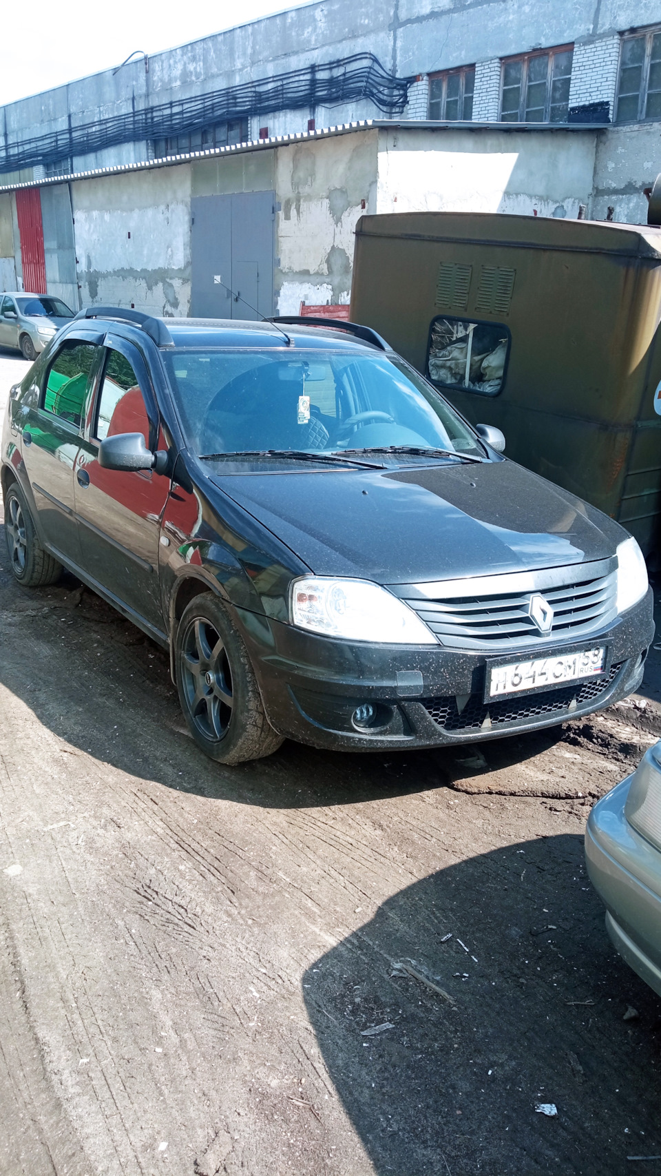 Вот и всё — Renault Logan (1G), 1,6 л, 2011 года | продажа машины | DRIVE2