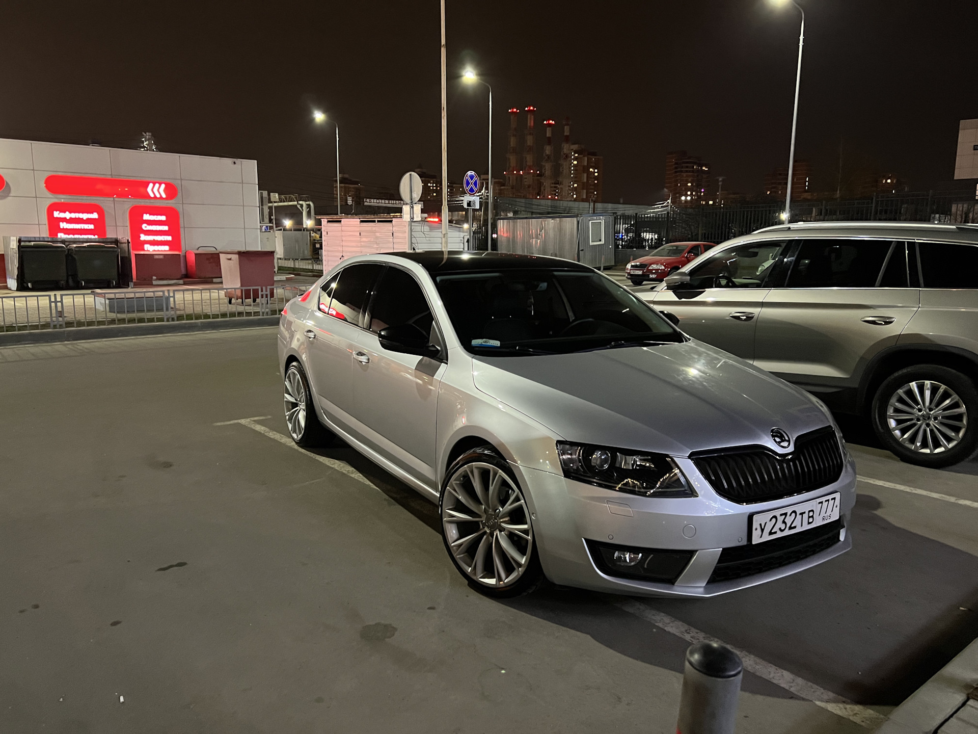 Skoda octavia r19