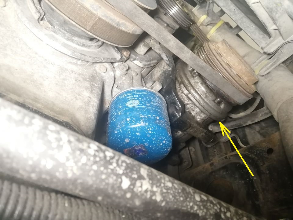 Как заменить компрессор кондиционера на KIA Sorento 1-го поколения ...