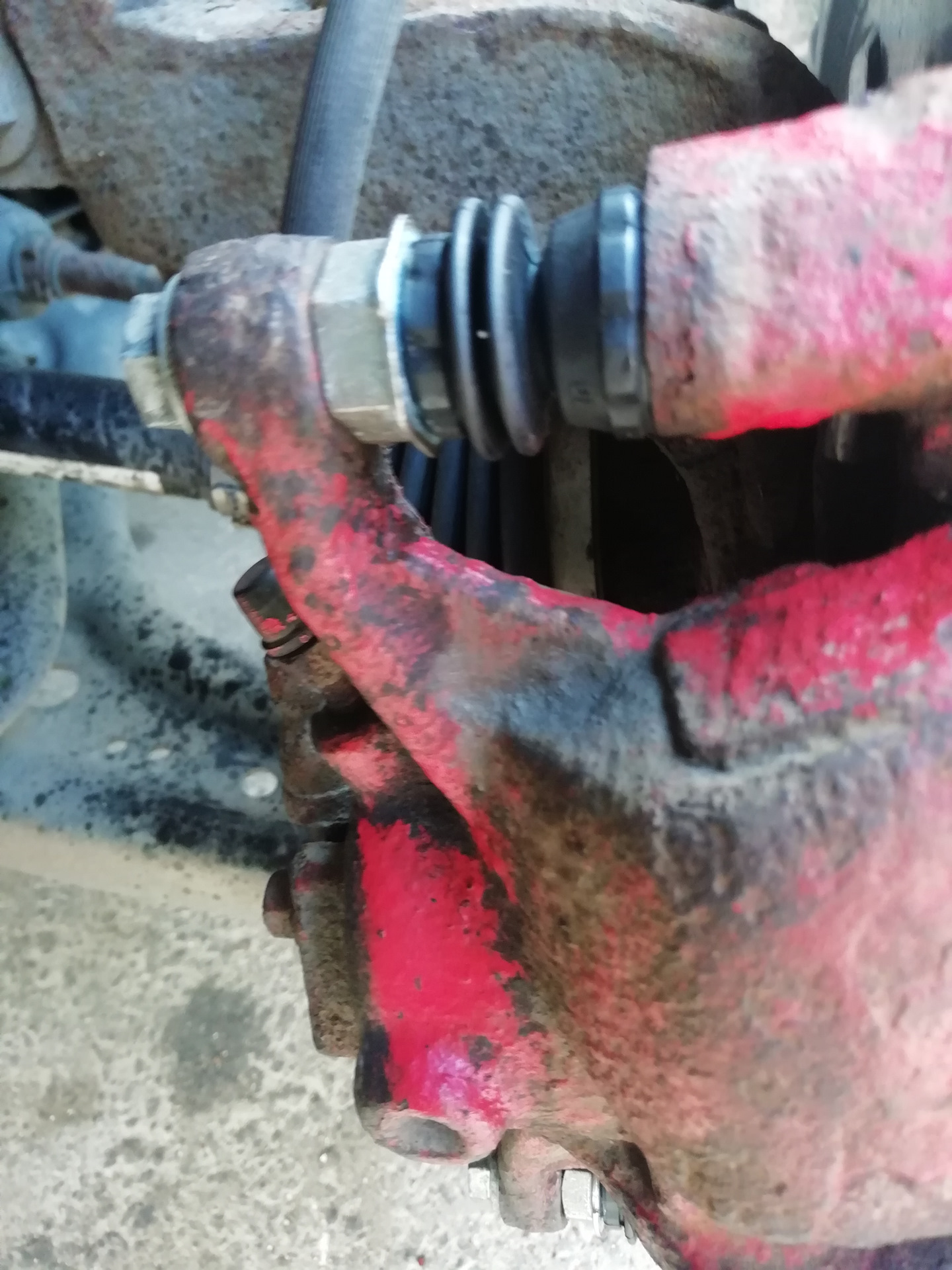 Замена ремкомплекта (Frenkit) переднего суппорта — Skoda Octavia A7 Mk3 ...