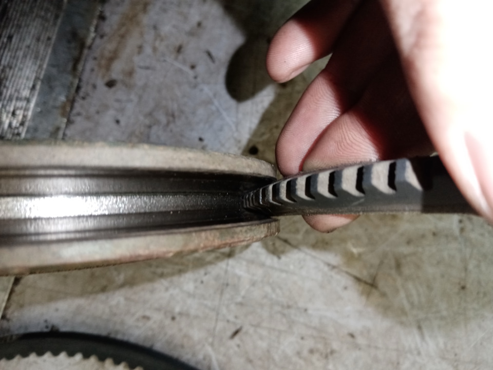 Ремень генератора, который постоянно свистит — УАЗ 469, 2,2 л, 1980 ...