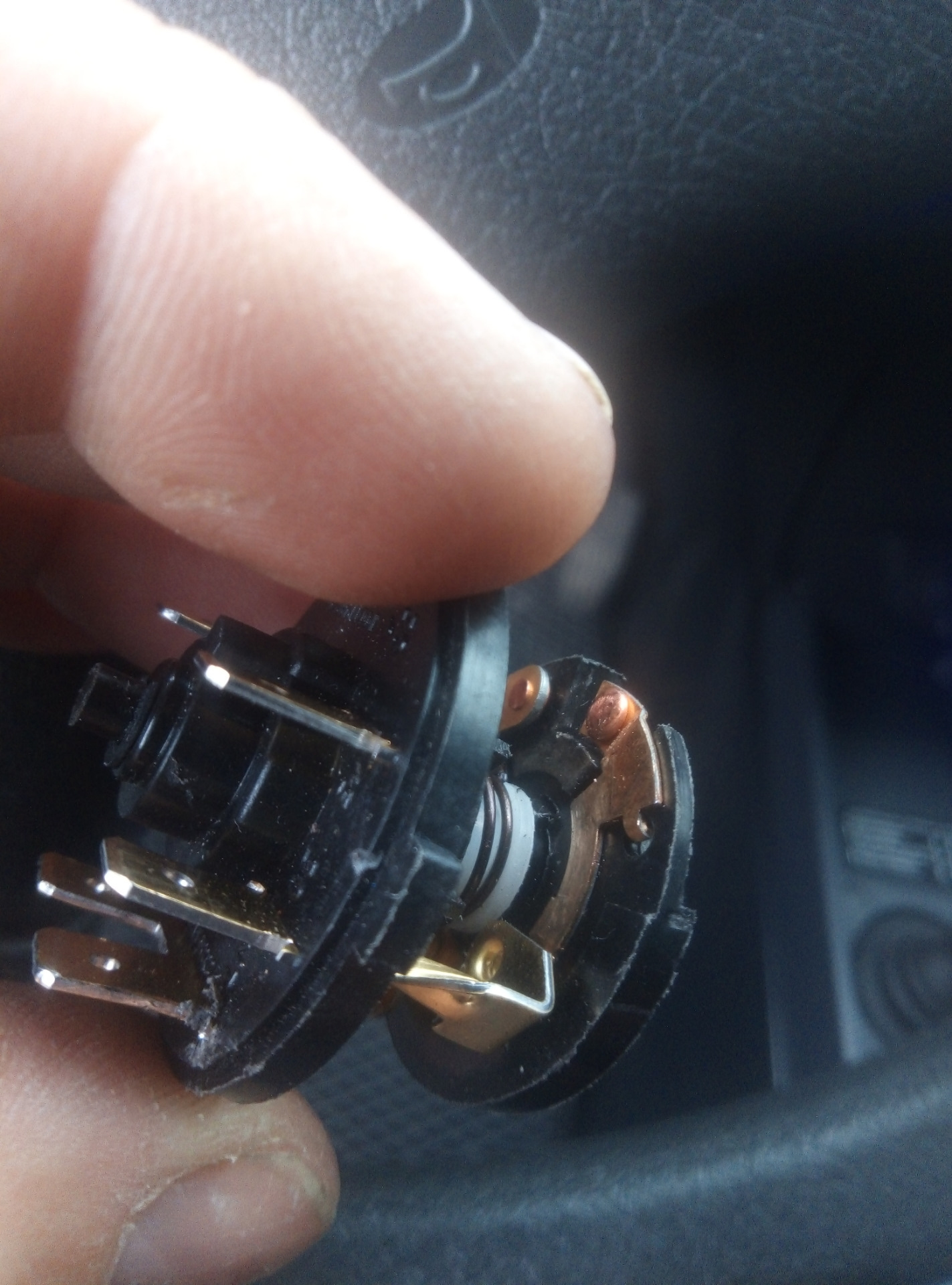 АСС на замке зажигания — Lada 4x4 3D, 1,7 л, 2013 года | своими руками ...