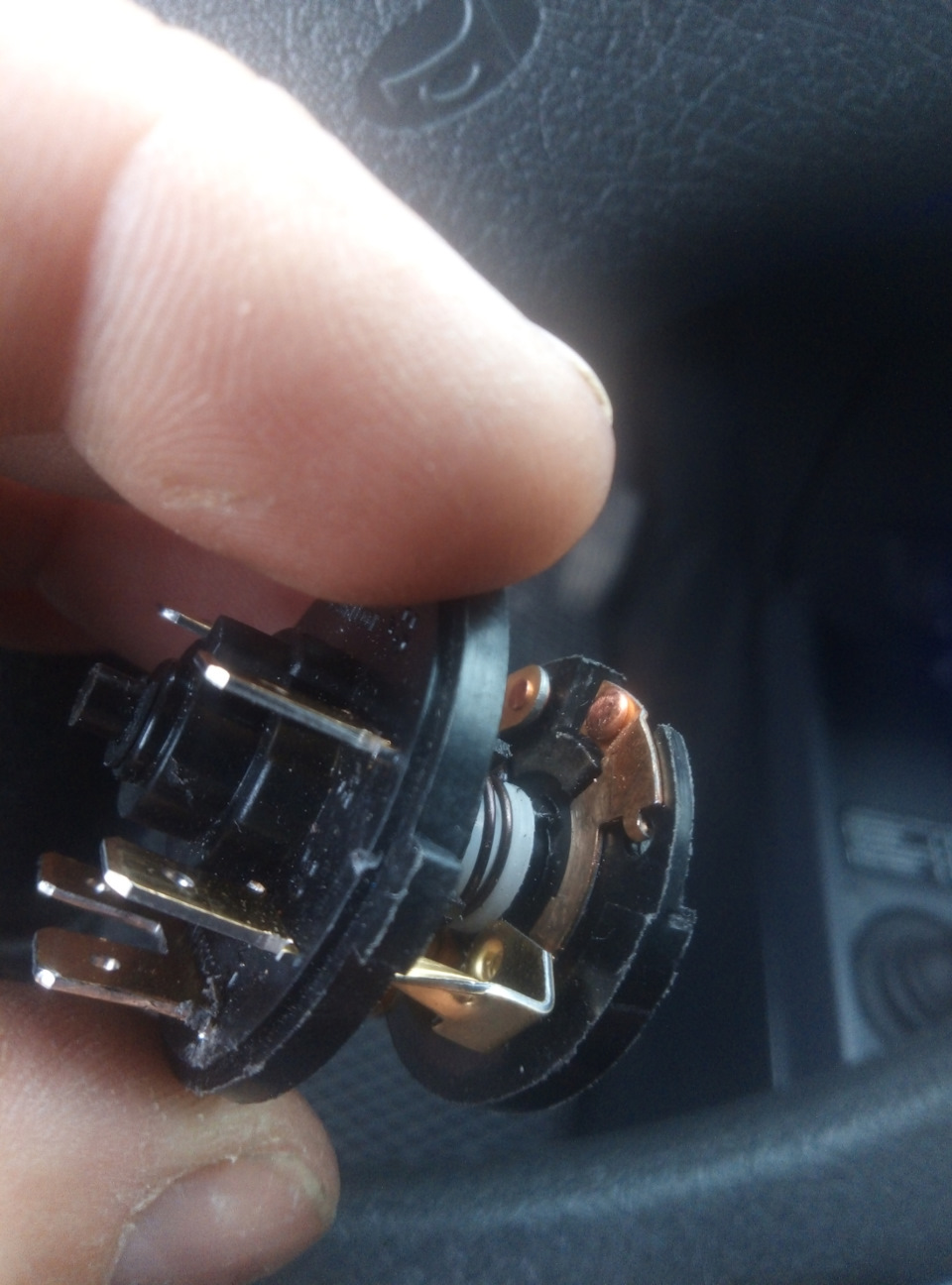 АСС на замке зажигания — Lada 4x4 3D, 1,7 л, 2013 года | своими руками ...