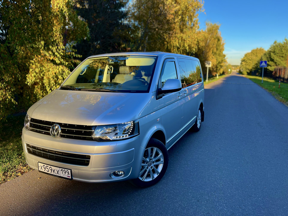 Осень в самом разгаре 🍂 — Volkswagen Multivan (T5), 2 л, 2012 года ...