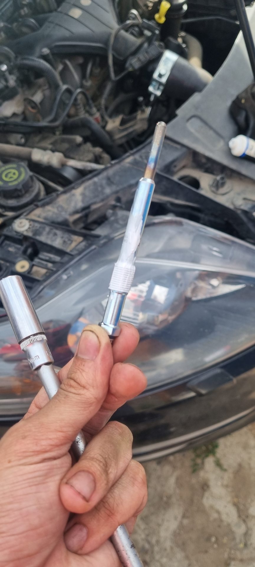 Замена свечей накала, удаление клапана EGR с теплообменником — Ford ...