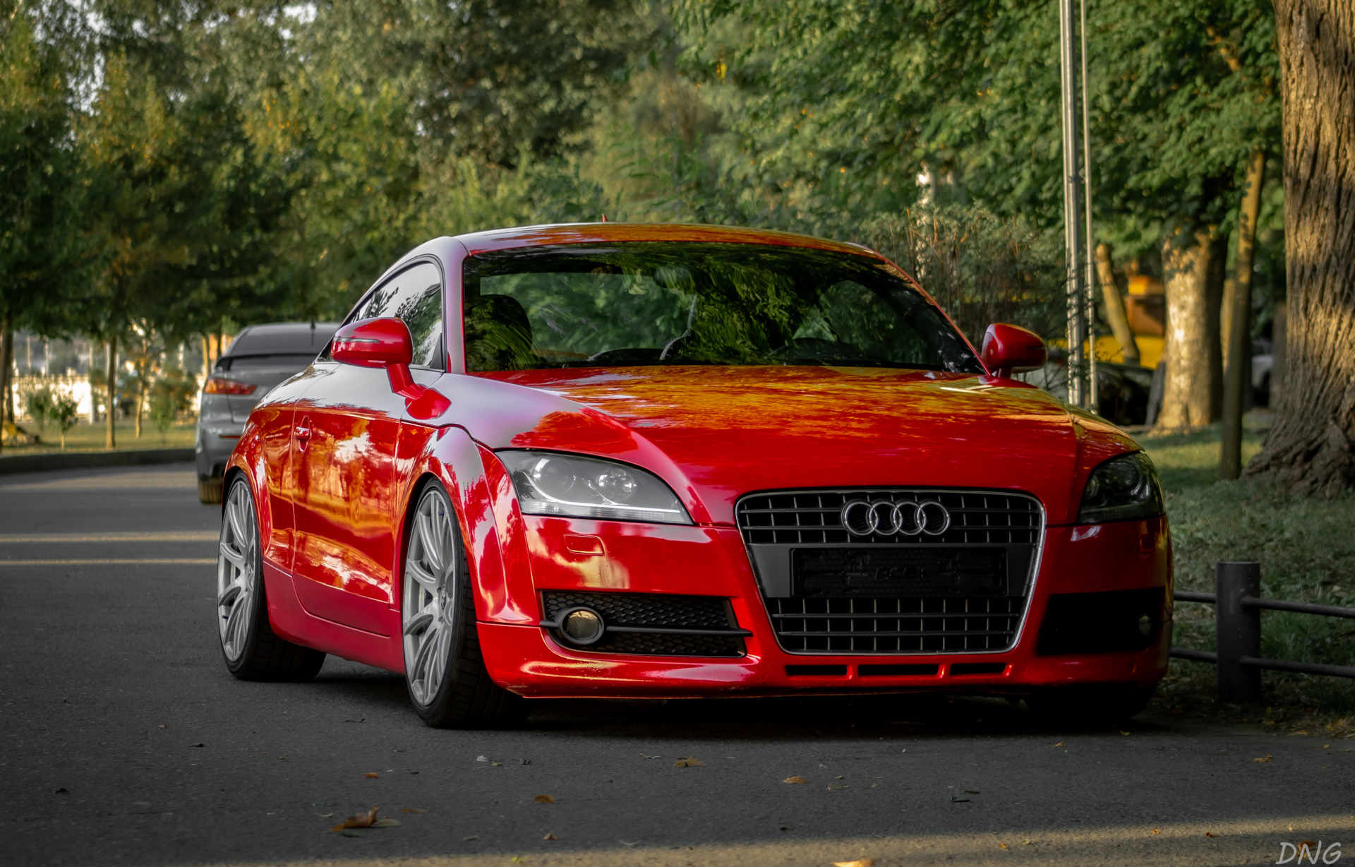 Audi TT Pink