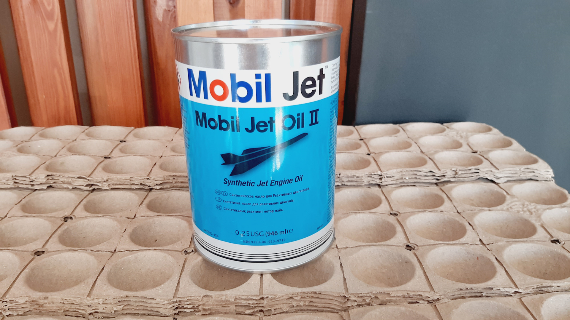 Mobil jet oil 2 или 200гр. для здоровья — Toyota Corolla (120), 1,8 л, 2003  года | другое | DRIVE2