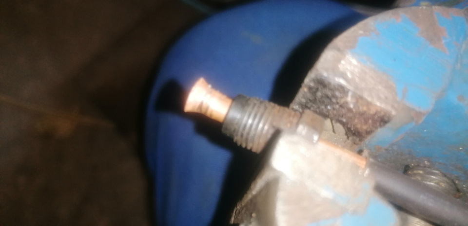 Замена задних тормозных трубок бмв е39 длина 7.5 м — BMW 5 series (E39 ...