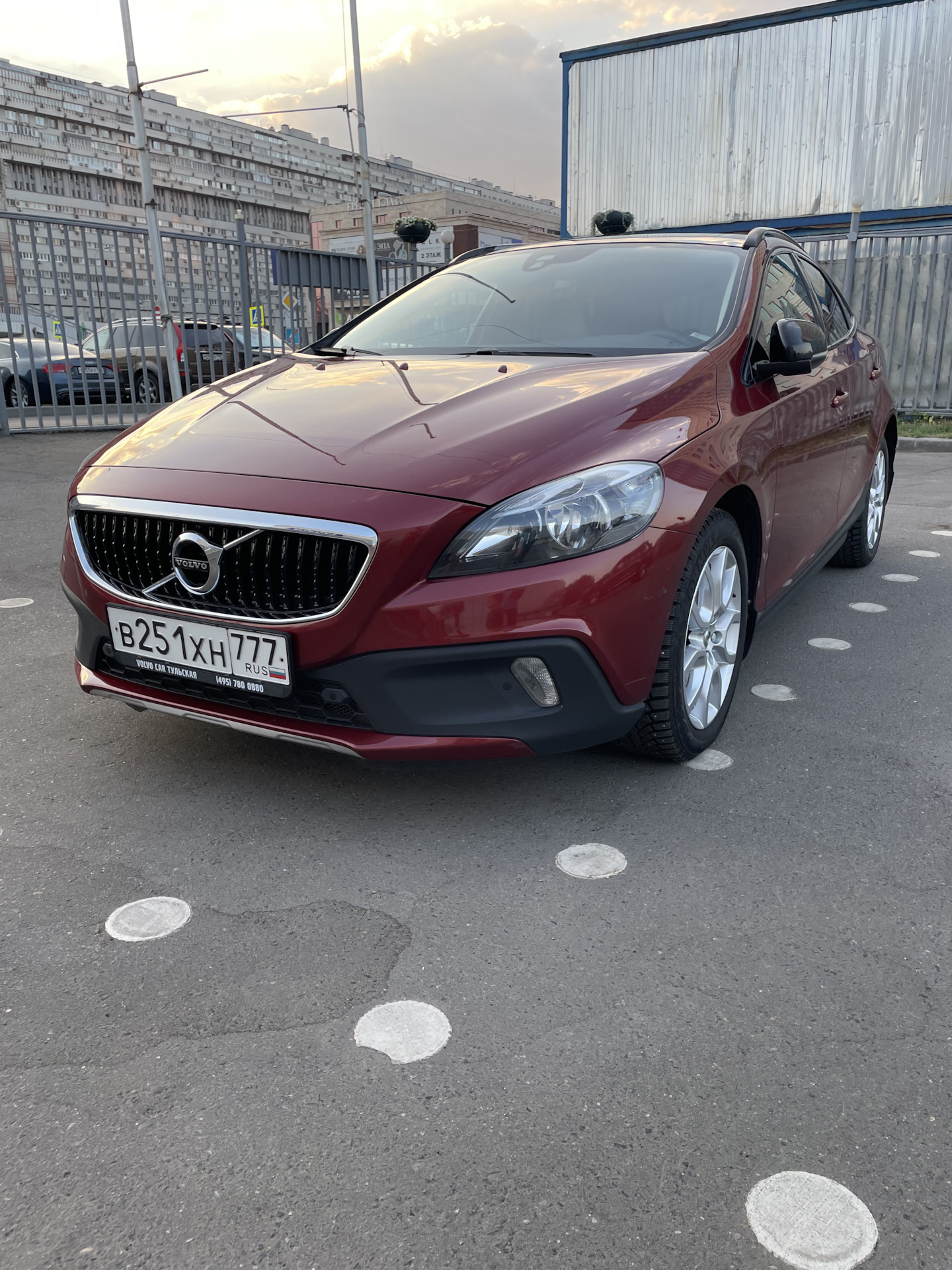 Покупка — Volvo V40 Cross Country, 1,5 л, 2017 года | покупка машины |  DRIVE2