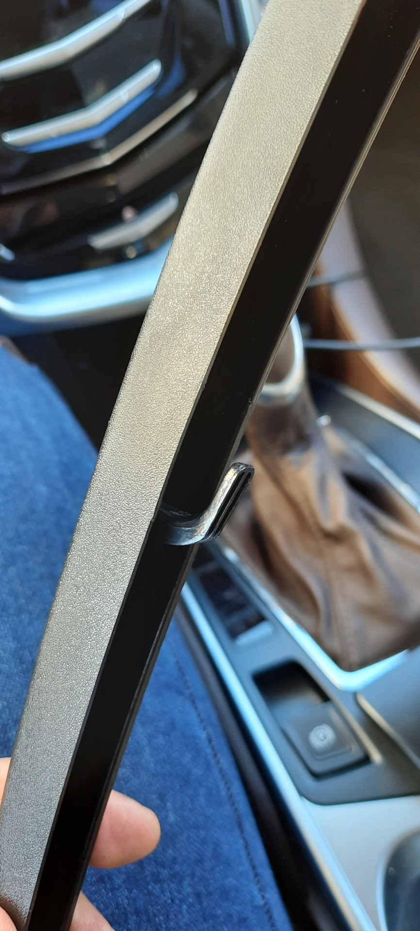 Фото в бортжурнале Cadillac SRX (2G)