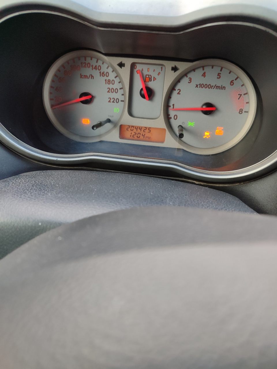 Замена ступичного подшипника и восстановление АБС — Nissan Note (1G), 1 ...