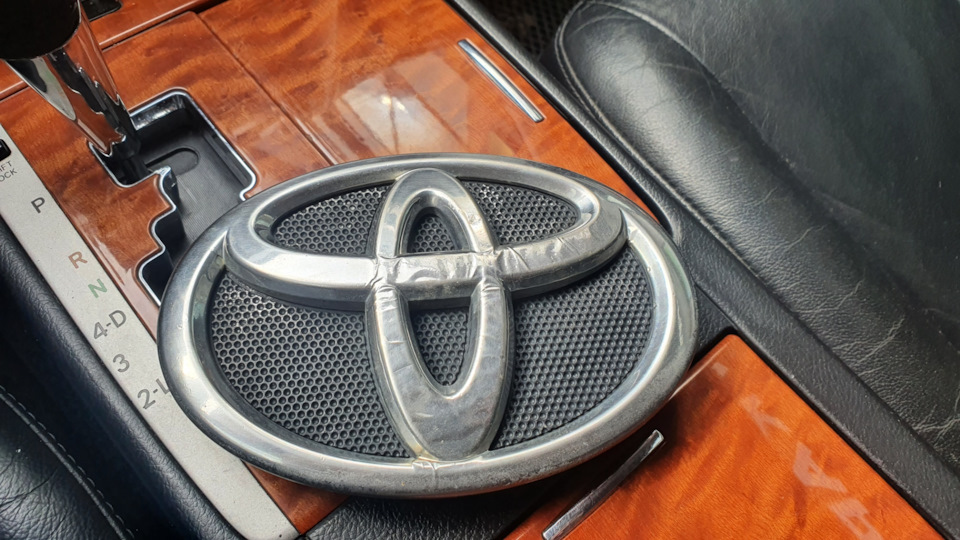 Вопрос по эмблеме — Toyota Camry (XV40), 2,4 л, 2009 года | запчасти ...