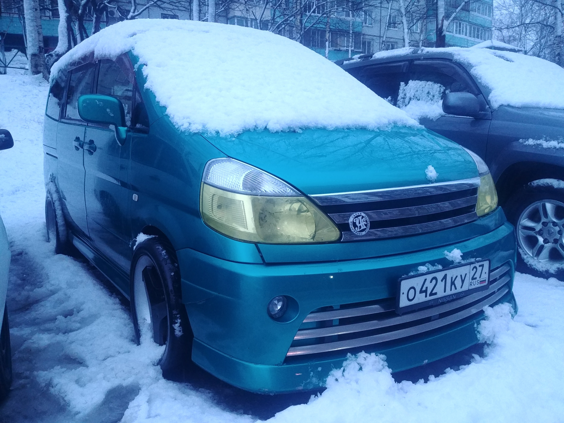 Nissan Serena c24