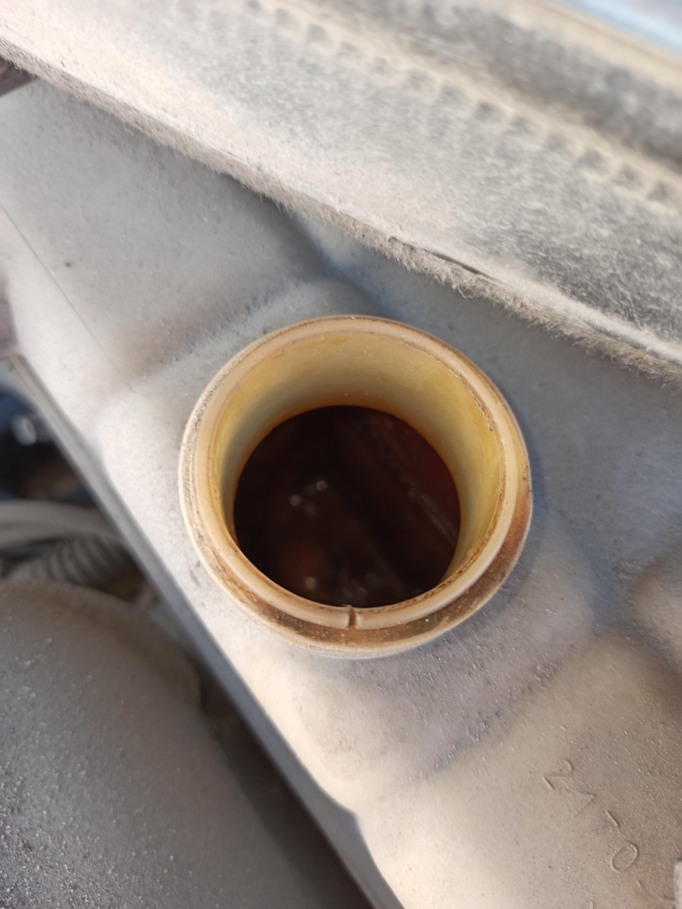 Течь радиатора, и как её можно устранить бюджетно и надежно — Lada ...