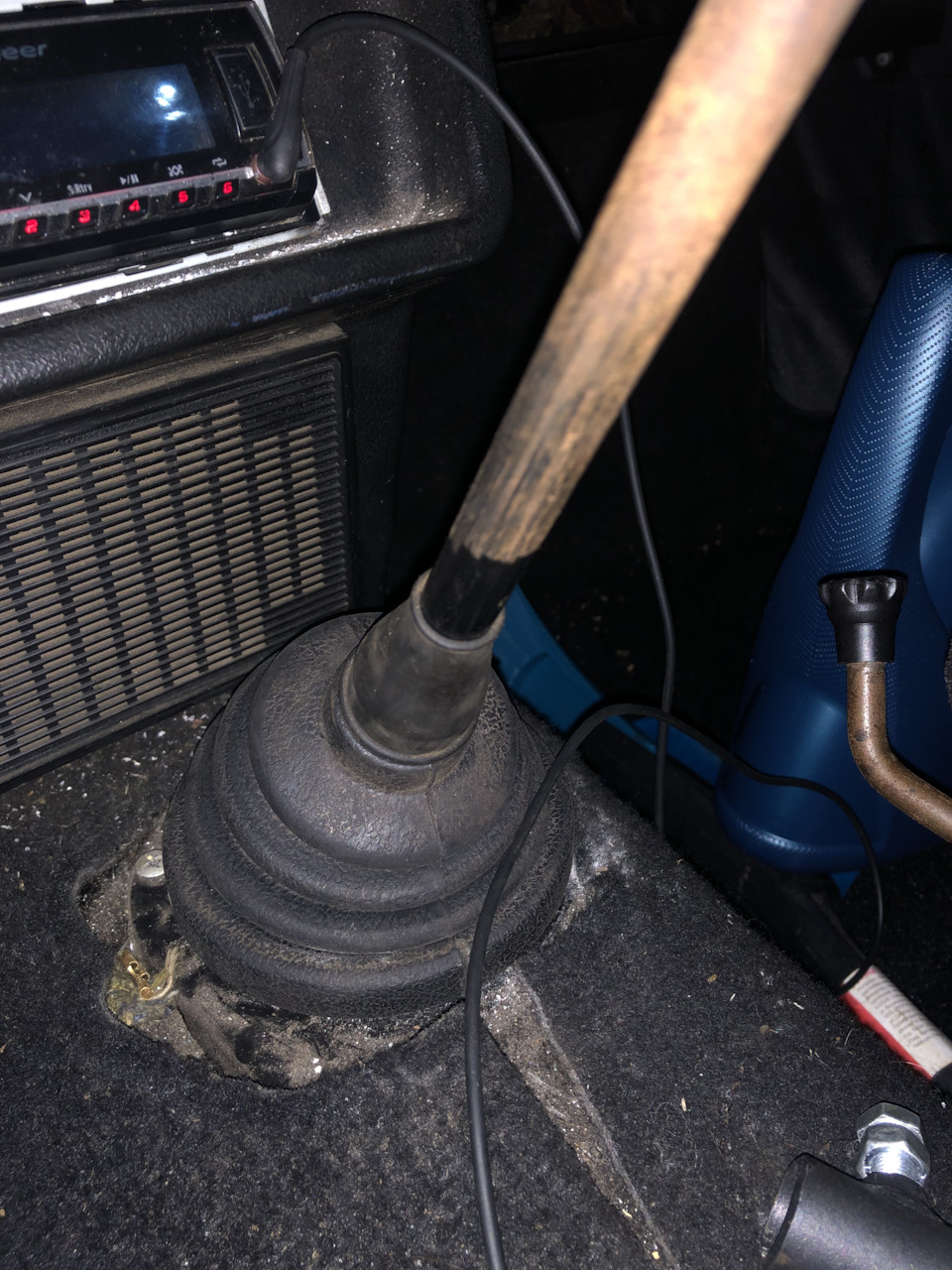 Итак, начнём) И для начала, запомним этот самотык) — Lada 2106