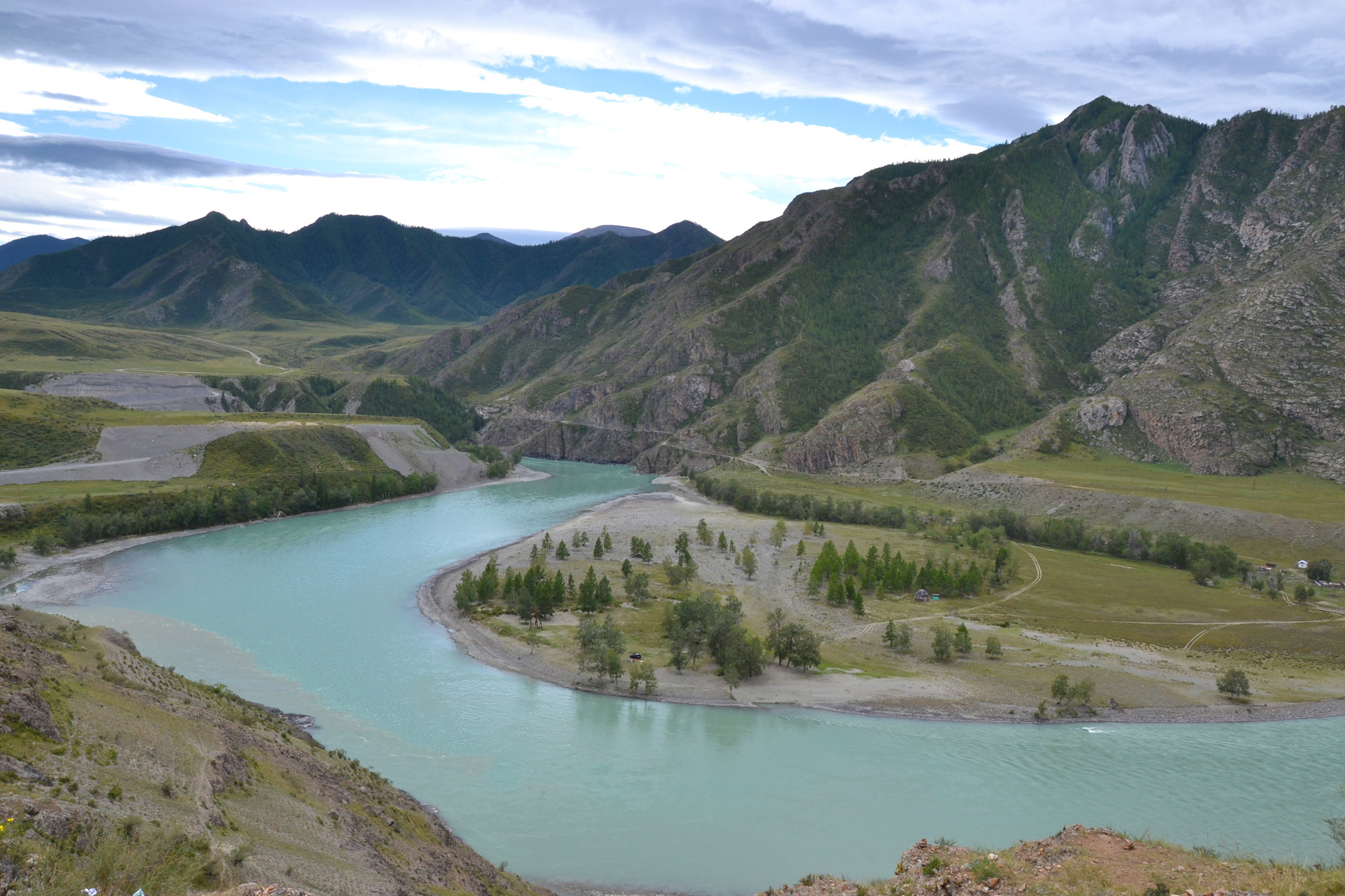 Село Акташ горный Алтай