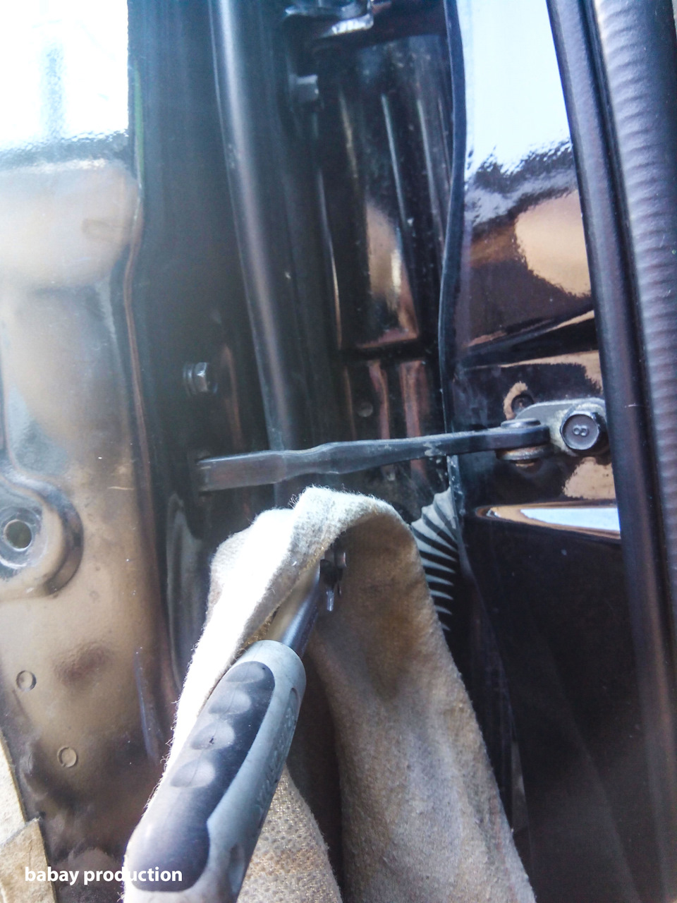 Откручиваю болты — Hyundai Tucson (JM)