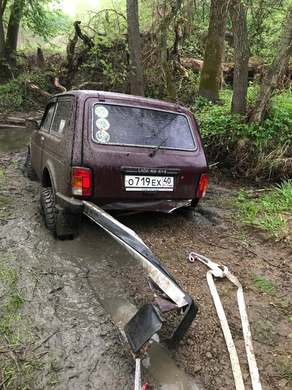 Вырвало бампер и пол зада — Lada 4x4 3D, 1,7 л, 2010 года | кузовной ремонт  | DRIVE2