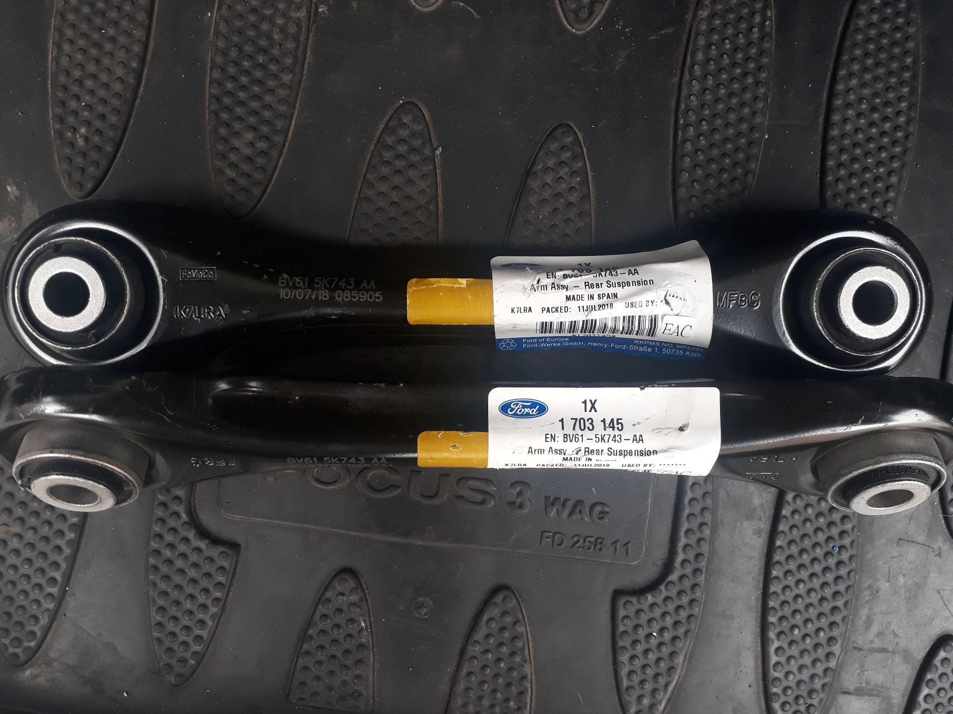 Задняя подвеска — Ford Focus Wagon III, 1,6 л, 2013 года | запчасти ...