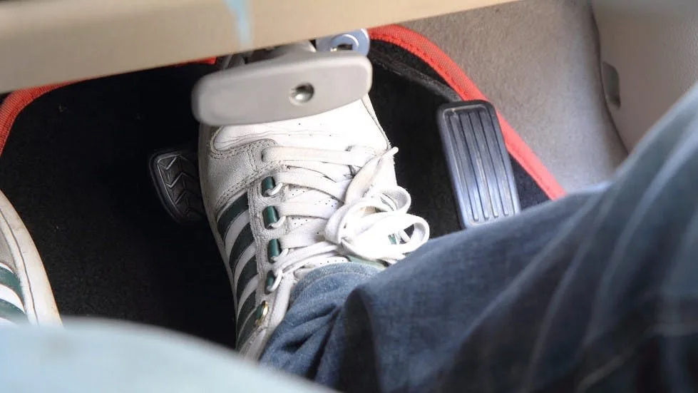 Хьюстон, у нас утечка! Что делать, если потекла тормозная жидкость ...