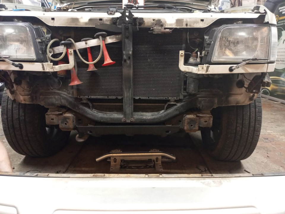 Ставим Сигнализацию, ДХО и ПТФ на дугу — Isuzu Bighorn (II), 3 л, 1998 ...