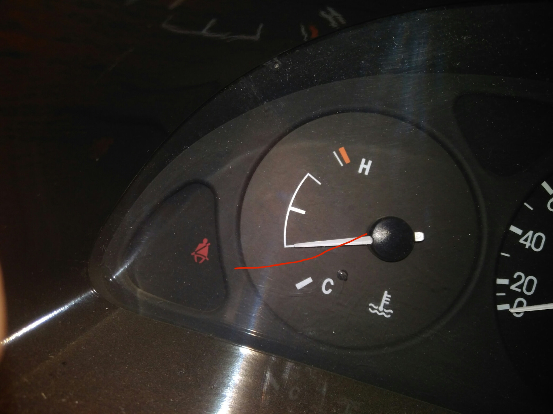 Датчик температуры на панель приборов заз сенс. 3. Стрелка температуры ланос. 5. Стрелка температуры ланос.