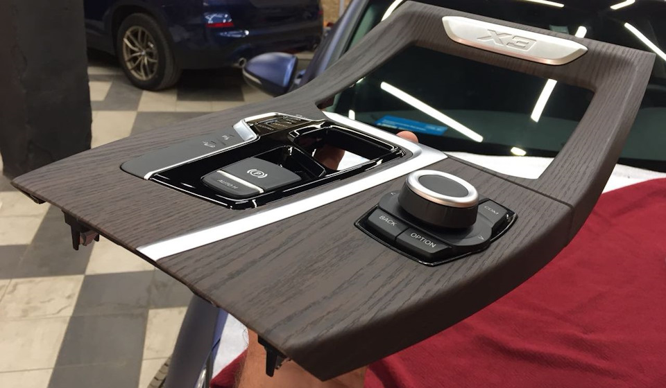 Планки под дерево и шумоизоляция днища — BMW X3 (G01), 2 л, 2017 года ...