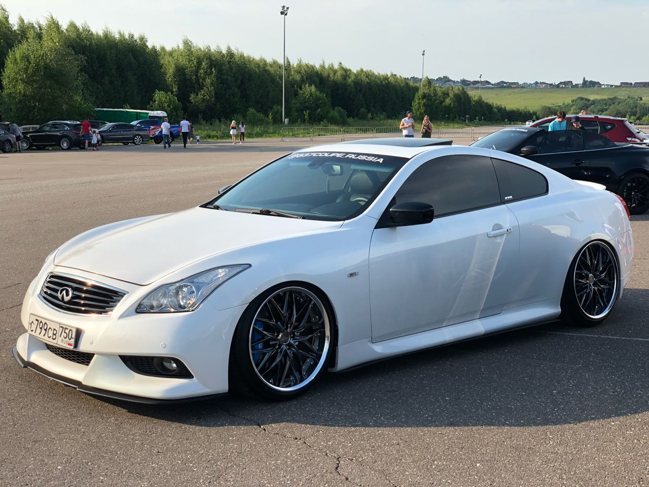 Infiniti g35 White