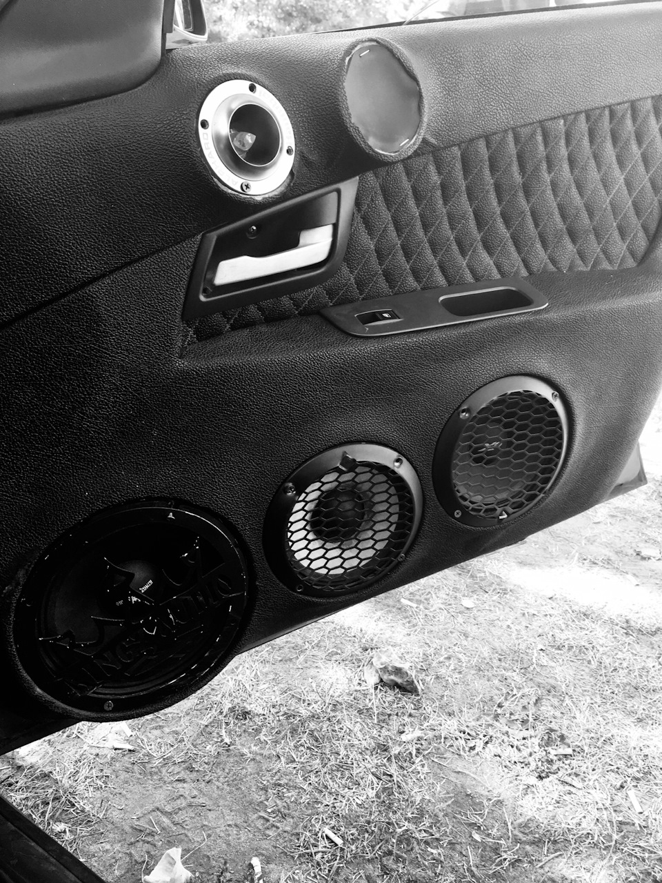 Установка музыки — LADA Приора хэтчбек, 1,6 л., 2009 года | автозвук ...