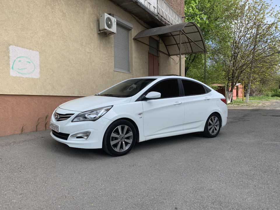 Небольшое занижение — Hyundai Solaris, 1,6 л, 2015 года | тюнинг | DRIVE2