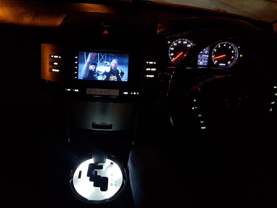 двойной экран на андроид магнитоле