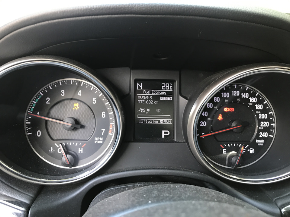 Фото в бортжурнале Jeep Grand Cherokee (WK2)