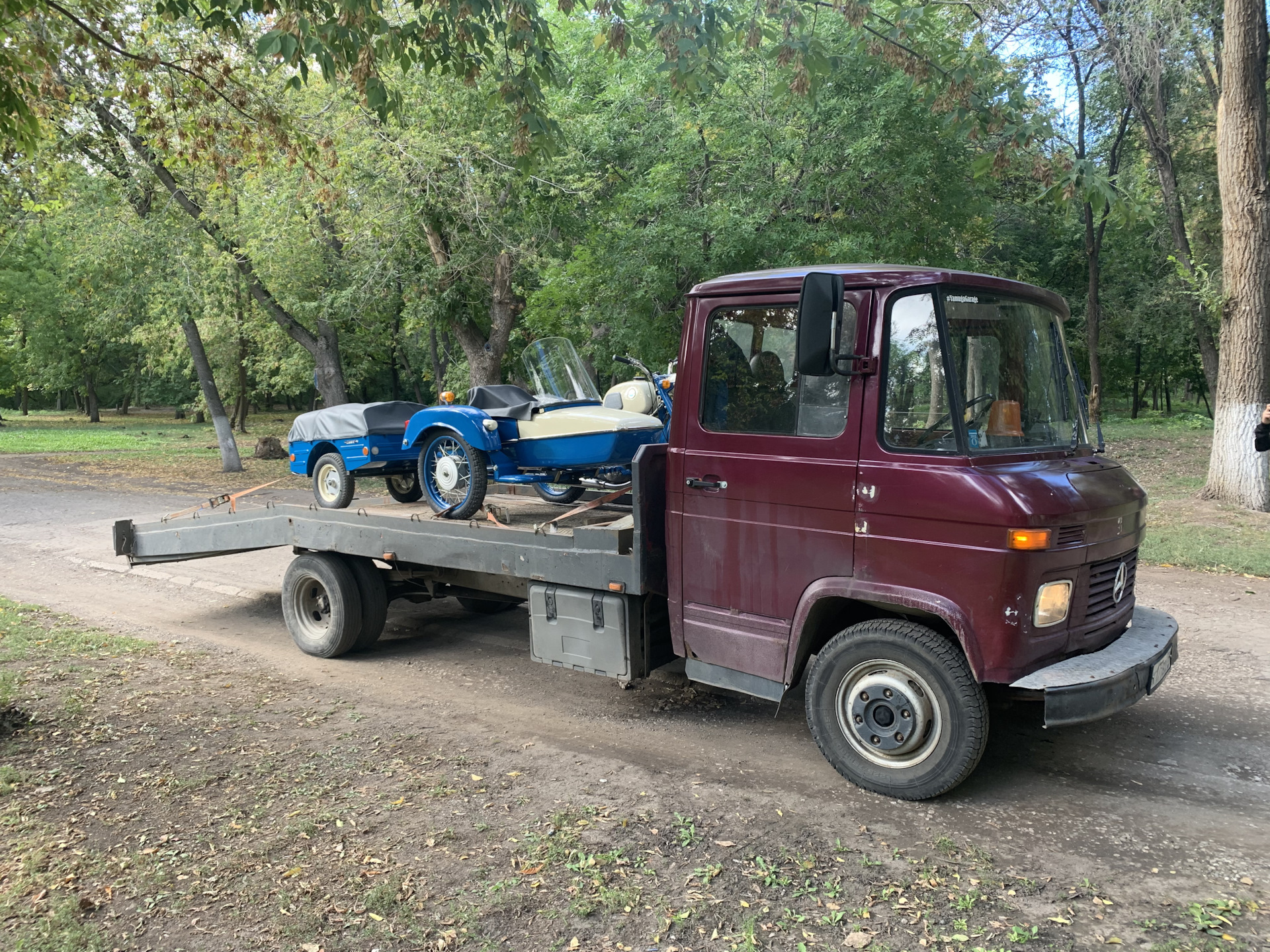 Задние Крылья — Mercedes-Benz T2 (1G), 4 л, 1978 года | запчасти | DRIVE2