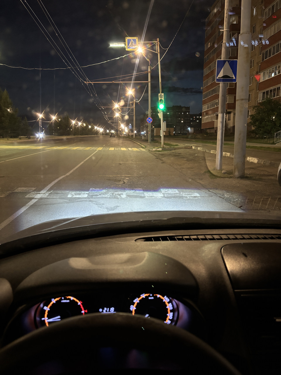 не поднимается правая фара — Lada Гранта Лифтбек (2-е поколение), 1,6 л ...
