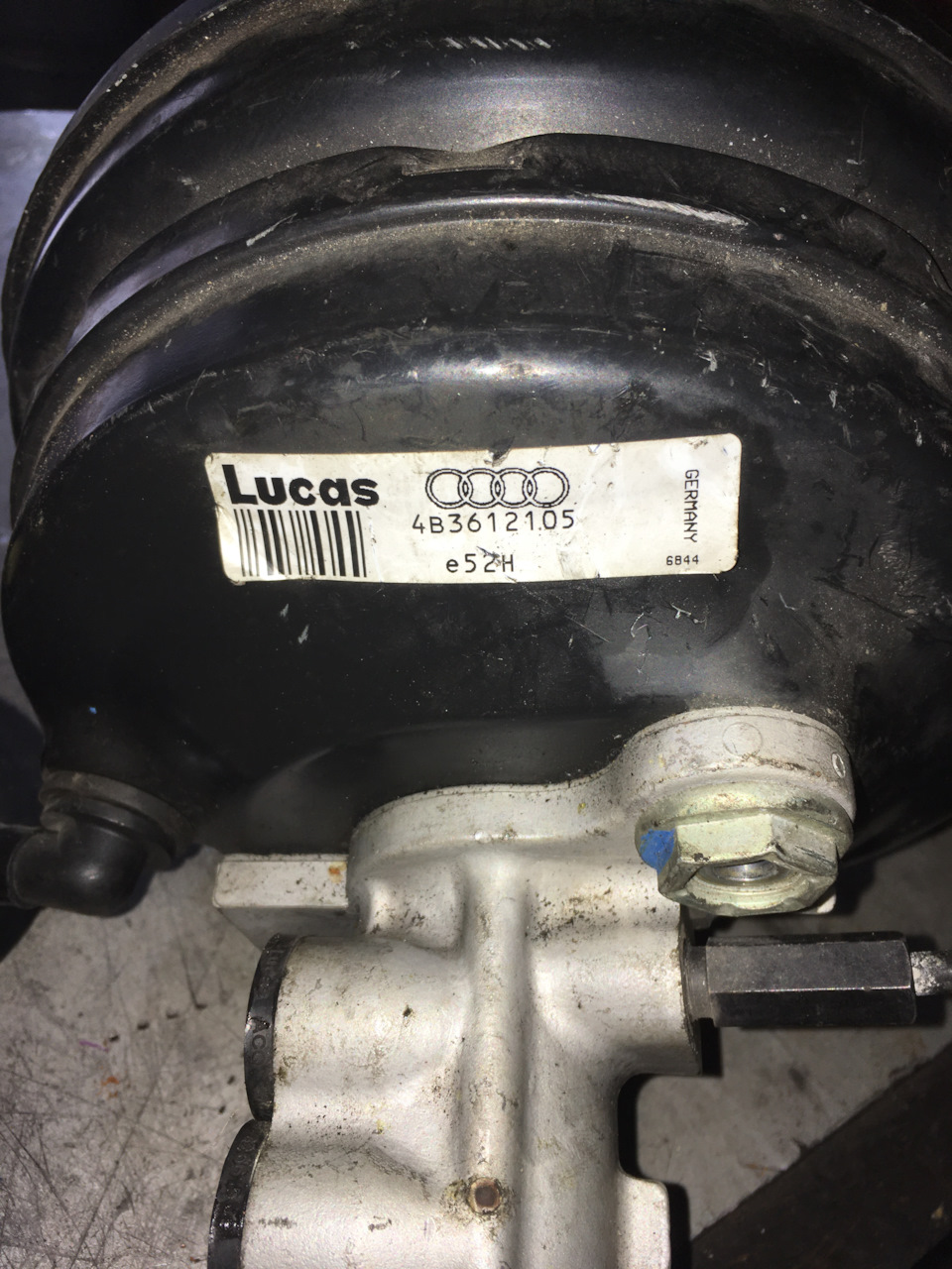 4B3612105 Вакуумный усилитель тормозов на passat Audi A4 A6 пассат ауди ...