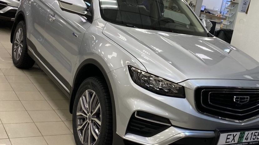 Джили атлас отзывы 2020. Geely Atlas Pro Titanium Gray
